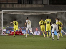 Dua gol kemenangan Madrid diborong Karim Benzema pada menit ke-29, serta di menit ke-77 lewat tendangan 12 pas.