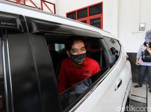 Gibran Bantah PKS Soal Maju Pilkada Manfaatkan Jokowi: Nggak Lah!