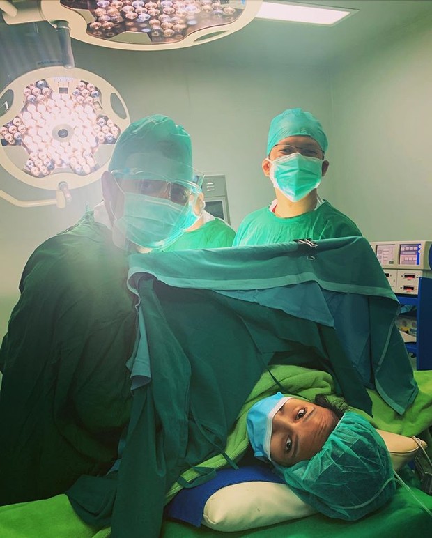 Momen melahirkan Vanessa Angel/instagram.com/dr.haekal/ Vanessa Angel jalani operasi caesar