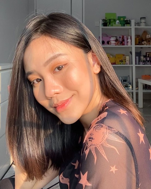 Jessica Jane merupakan seorang gamer YouTuber. Ia kerap menunjukkan kemampuannya bermain berbagai game eSports seperti Mobile Legends, AOV, dan PUBG.