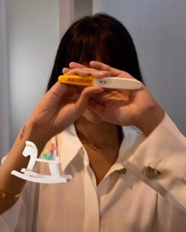 Momen hamil Vanessa Angel/instagram.com/vanessaangelofficial/ Vanessa Angel umumkan kehamilan sebelum pandemi corona