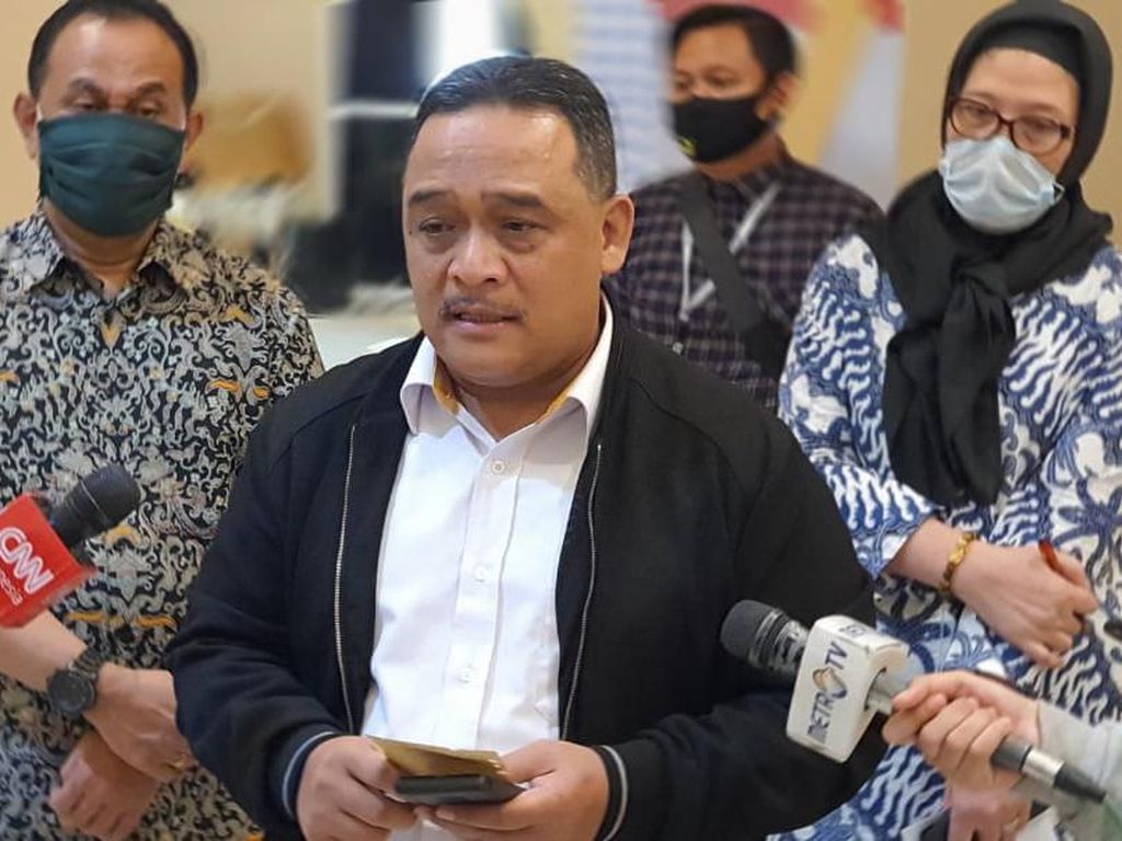 Gerebek Apartemen di Bogor, BP2MI Temukan 19 Calon PMI Ilegal Gerebek Apartemen di Bogor, BP2MI Temukan 19 Calon PMI Ilegal