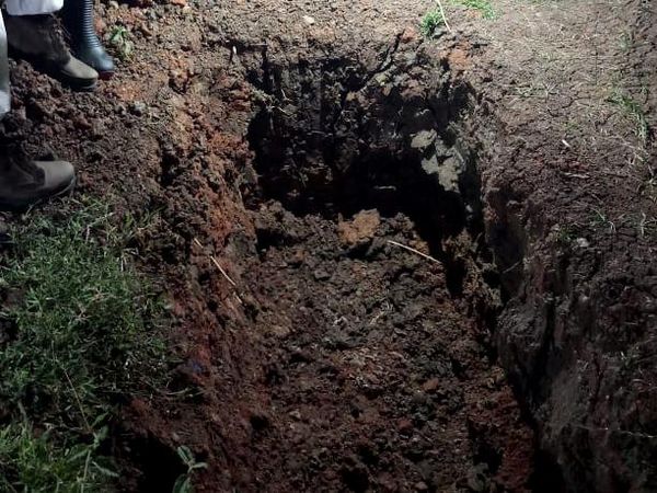 Foto-foto Makam yang Dibongkar dan Jenazah Hilang di Bekasi