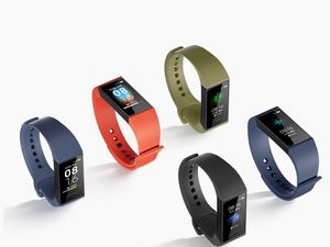 Resmi Dirilis, Mi Band 4C Dilepas Murah