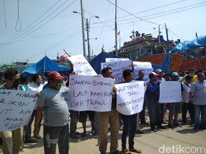 Nelayan Indramayu Desak Menteri KKP Tindak Pengguna Pukat Harimau