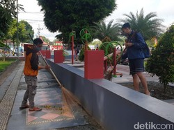 Tak Pakai Masker, 23 Remaja di Blitar Dihukum Sapu Alun-alun