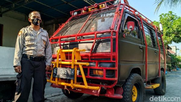 Taktis Banget! Ketika Suzuki Carry Tampil Bak Barracuda