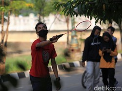 Polusi Udara DKI Tinggi di Pagi Hari, Ini Tips Aman Berolahraga