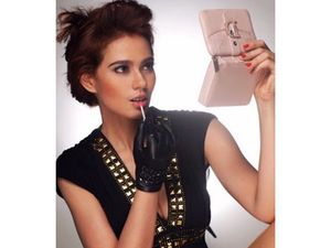 7 Transformasi Catherine Wilson: Dari Model Catwalk Kini Berbaju Tahanan 7 Transformasi Catherine Wilson: Dari Model Catwalk Kini Berbaju Tahanan