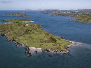 Orang Kaya Beli Pulau Rp 91 Miliar Bak Beli Kacang Goreng Orang Kaya Beli Pulau Rp 91 Miliar Bak Beli Kacang Goreng