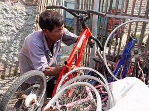 Melihat Daur Ulang Sepeda dari Barang Rongsok