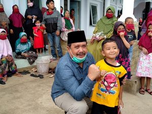 Diizinkan Sekolah Tatap Muka, Pemkab Pangandaran Siapkan 81 Ribu Face Shield Diizinkan Sekolah Tatap Muka, Pemkab Pangandaran Siapkan 81 Ribu Face Shield