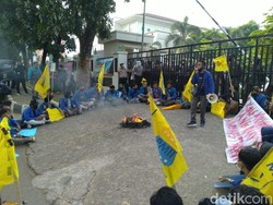 Tuntut Transparansi Dana COVID, Mahasiswa Demo Kantor Dinkes Kabupaten Bogor