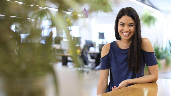 Sosok Wanita Cantik Berharta Rp 48 Triliun Berkat Aplikasi Canva