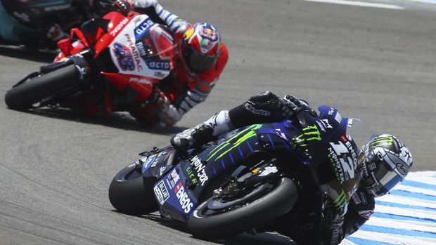 MotoGP rider Maverick Vinales of Spain steers his motorcycle during the Spanish Motorcycle Grand Prix at the Angel Nieto racetrack in Jerez de la Frontera, Spain, Sunday, July 19, 2020. (AP Photo/David Clares)