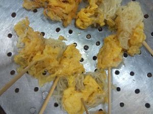 Ngakak! 10 Hasil Telur Gulung Gagal Bikinan Netizen Ngakak! 10 Hasil Telur Gulung Gagal Bikinan Netizen