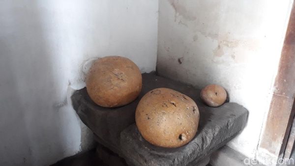 Watu Gilang dan Kisah Ki Ageng Mangir