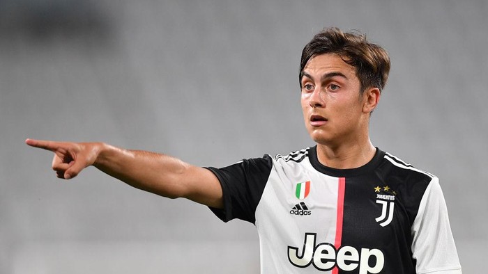 TURIN, ITALY - JULY 20:  Paulo Dybala of Juventus gestures during the Serie A match between Juventus and  SS Lazio at Allianz Stadium on July 20, 2020 in Turin, Italy.  (Photo by Valerio Pennicino/Getty Images)