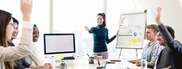 young asian businesswoman leader asking opinion meeting