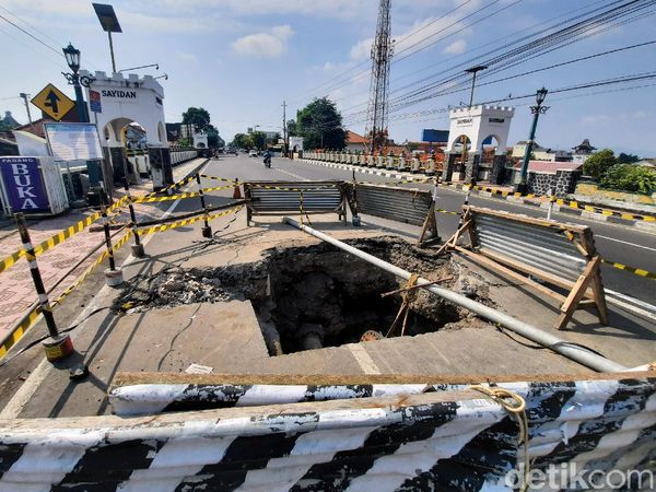 Ini Lubang Galian yang Bikin Pemotor Terperosok di Yogyakarta