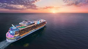 Kapal Pesiar Royal Caribbean Siap Berlayar Lagi