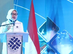 Menaker Bagikan 1,6 Juta Produk Alkes Bikinan BLK Se-Indonesia