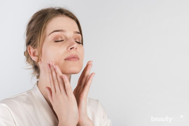 Review Somethinc Niacinamide + Moisture Beet Serum untuk mencerahkan kulit kusam.