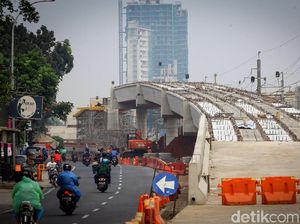 Pembangunan Flyover Tanjung Barat Terus Dikebut
