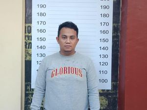 Pria Ini Pukul dan Curi HP Mantan Pacarnya karena Dikencani Lelaki Lain