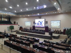 Besaran Dana Aspirasi Disorot, Bagaimana dengan Anggota DPRD Banten? Besaran Dana Aspirasi Disorot, Bagaimana dengan Anggota DPRD Banten?