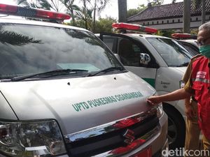 Pakai Sistem Drive Thru, 5 Ribu Warga Kuningan Jalani Rapid Test
