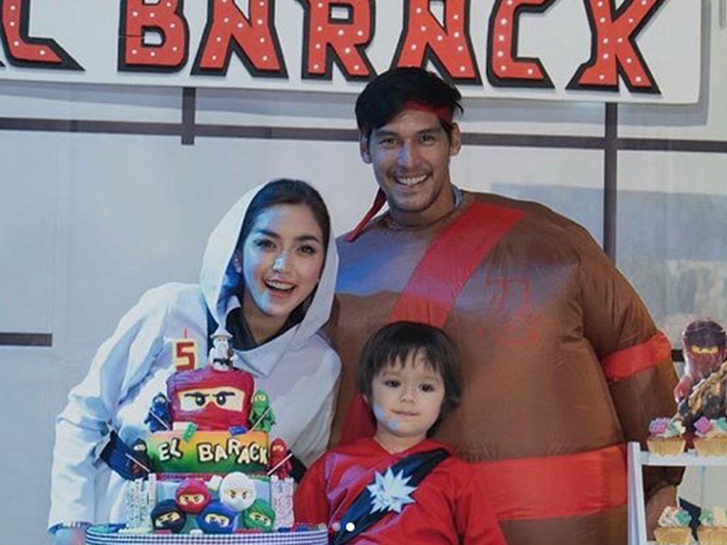Kakak Jessica Iskandar Nyindir Lagi, Richard Kyle Tamu Tak Diundang? Kakak Jessica Iskandar Nyindir Lagi, Richard Kyle Tamu Tak Diundang?