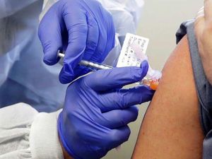 Vaksin Corona AstraZeneca/Oxford Disetujui Dipakai di Inggris Vaksin Corona AstraZeneca/Oxford Disetujui Dipakai di Inggris