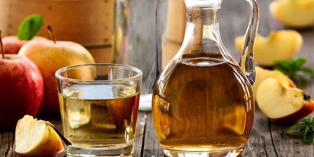 Cuka Apel Shutterstock