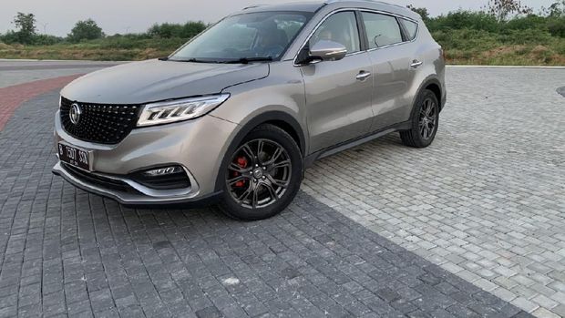 DFSK Glory i-Auto secara resmi diluncurkan pada 22 Juli 2020 dengan harga Rp329,6 juta.