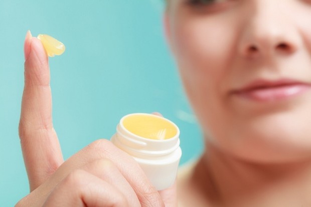 Petroleum Jelly Illustrasi Petroleum Jelly