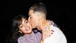 Pose Cantik Pacar Cristiano Ronaldo, Georgina Rodriguez