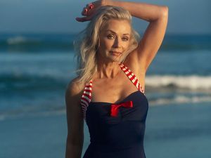 Kathy Jacobs, Model Bikini Seksi di Usia 56 Tahun