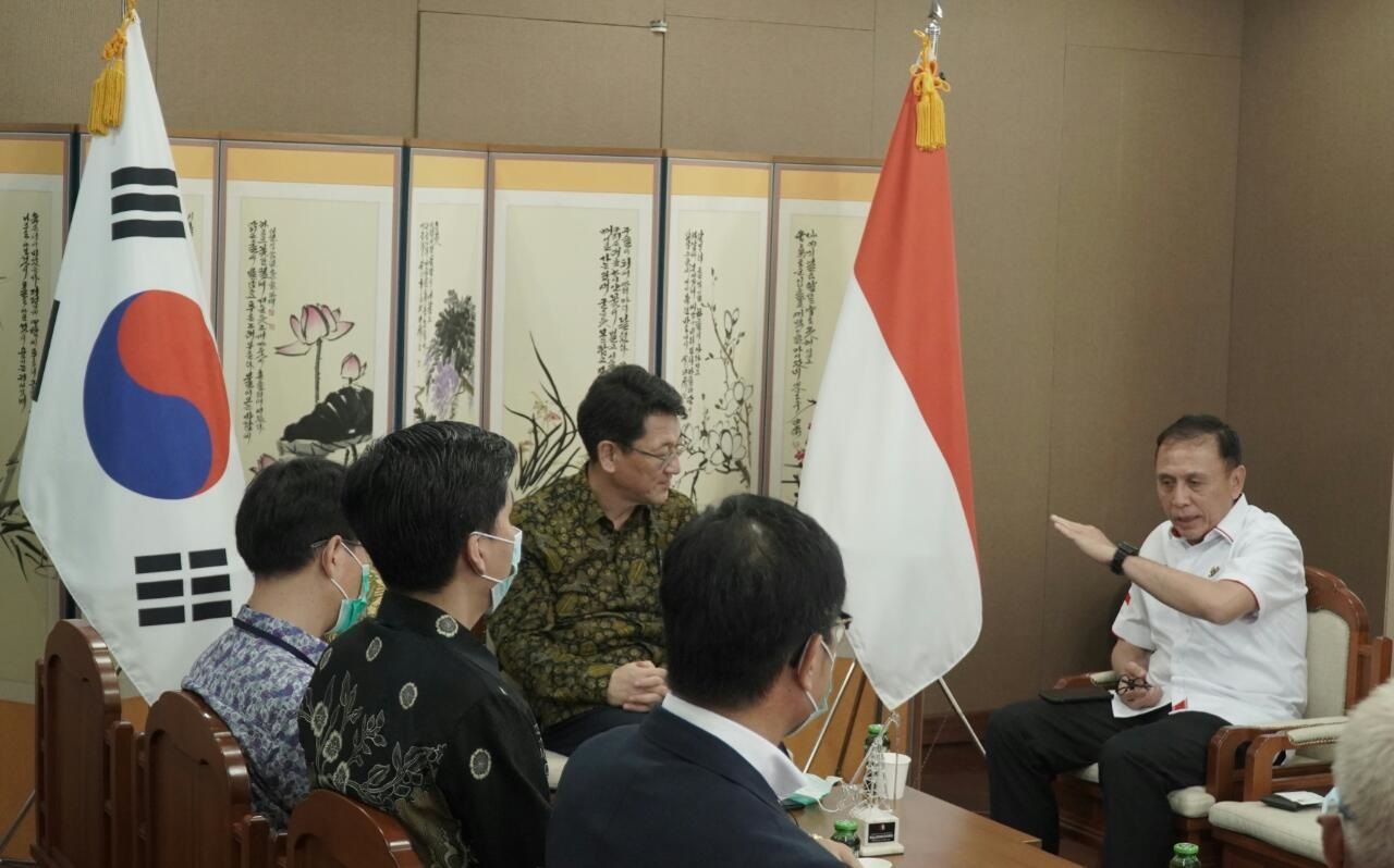 Kedubes Korea dengan PSSI