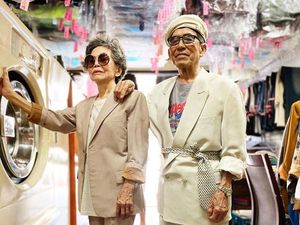 Mungkin, Mereka Kakek Nenek Paling Gaul Sejagat Raya!