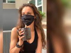 Tanpa Dilepas Pakai Masker Unik Ini Bisa Bebas Minum