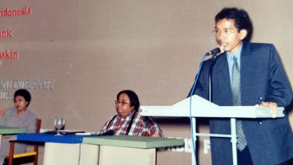 Nostalgia, Pertemuan Jokowi dan Sri Mulyani saat Krisis 1998