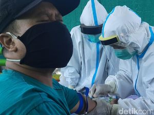 Kelurahan Kali Rungkut Surabaya Rapid Test Pelajar hingga Pekerja