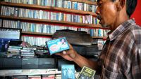 Dear Kolektor, Yuk Merapat ke Terminal Musik Djadoel di Bogor