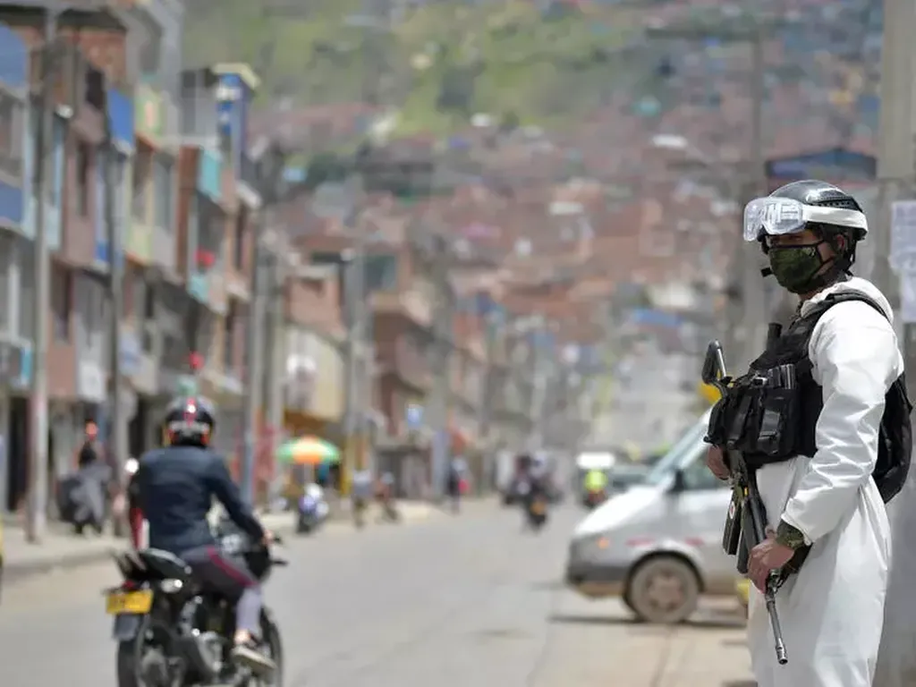 Kolombia Larang Penutupan Total, Wali Kota Bogota Tetap Terapkan Lockdown