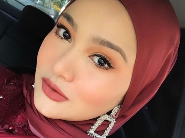 Cara Terapkan Makeup Pastel Biar Tampak Awet Muda Cara Terapkan Makeup Pastel Biar Tampak Awet Muda