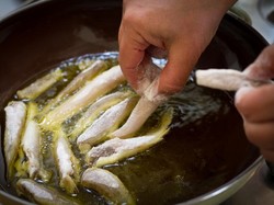 5 Kesalahan Saat Menggoreng Ini Bikin Makanan Tak Renyah