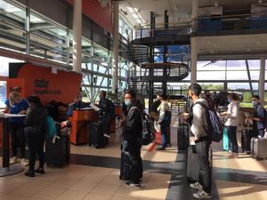 Kemenhub Fasilitasi Pergantian 467 Awak Kapal Pesiar AIDA Cruise Jerman Kemenhub Fasilitasi Pergantian 467 Awak Kapal Pesiar AIDA Cruise Jerman