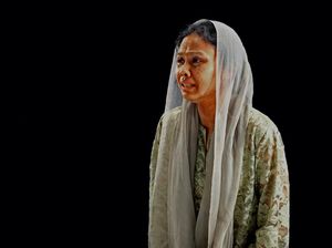 Dea Panendra Kesulitan Jadi Ibu Malin Kundang saat Main Musikal Online Dea Panendra Kesulitan Jadi Ibu Malin Kundang saat Main Musikal Online