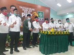 Cak Imin Ingatkan Nadiem: Jangan Pernah Lupakan NU-Muhammadiyah!